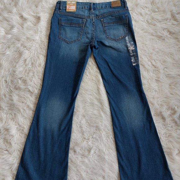 Aeropostel Women's Blue Hailey Flair Juniors 5/6 Short Denim Jeans - Picture 4 of 11